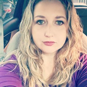 Meet your Posher, Rosalee